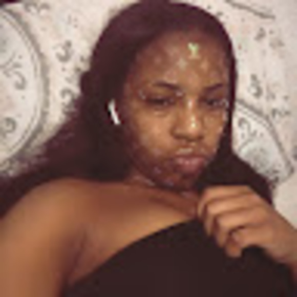 Meet your Posher, Tamara - Picture 1 of 1